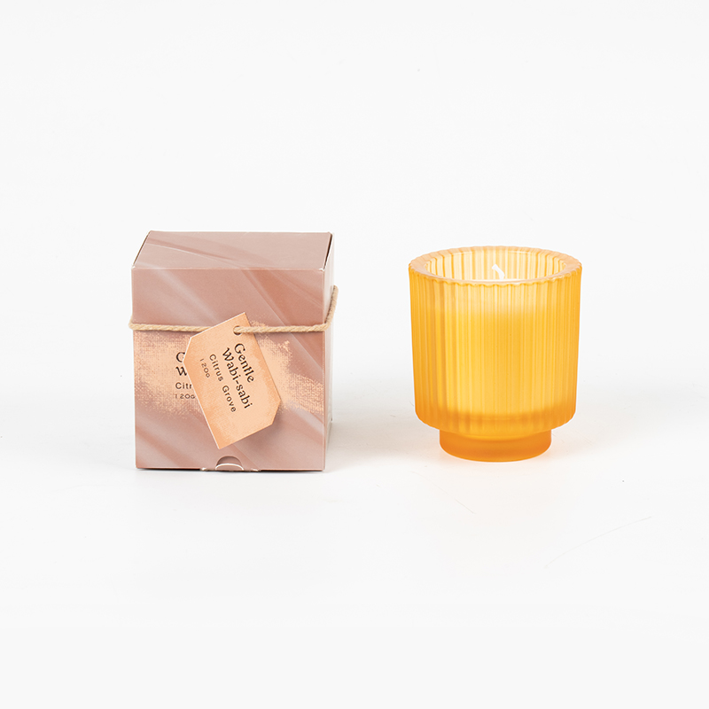 Runder Kerzenbecher aus Glas mit vertikalen Streifen, Duftkerzen-Öko-Sojawachs-Kerzenverkäufer