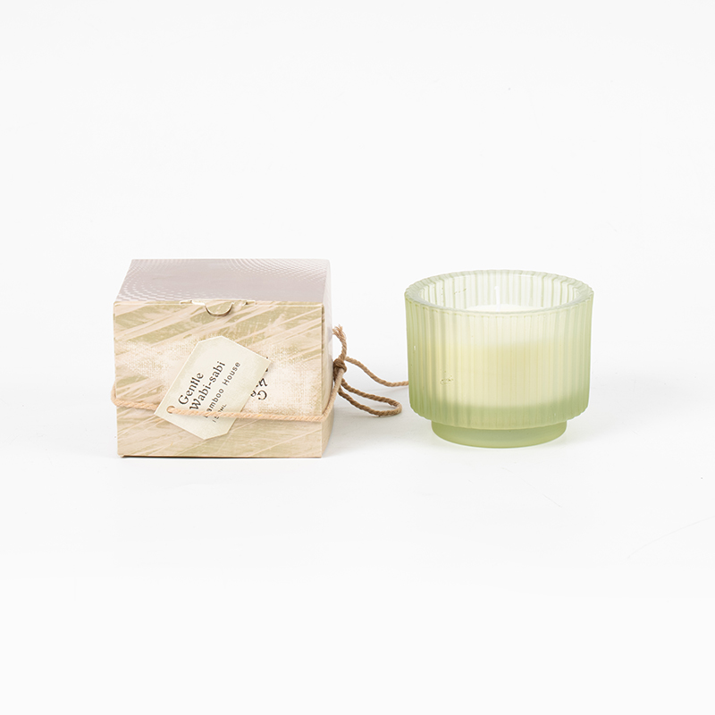 Runder Kerzenbecher aus Glas mit vertikalen Streifen, Duftkerzen-Öko-Sojawachs-Kerzenverkäufer