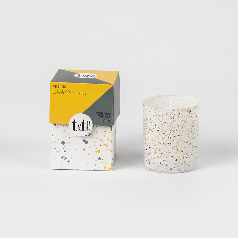 Klassische runde Duftkerze mit Marmormuster-Aufdruck – Öko-Sojawachskerze