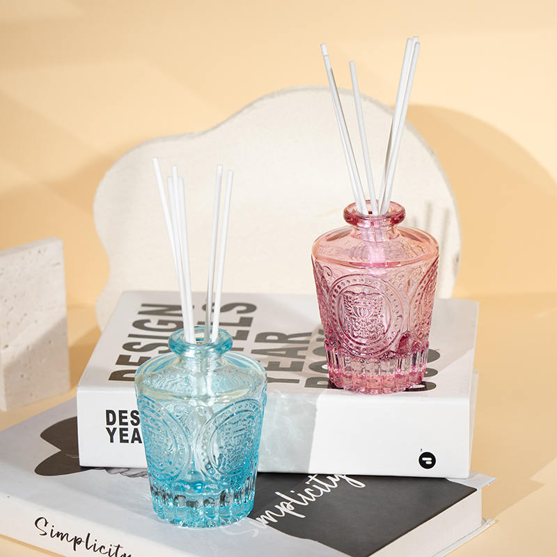 Stilvoller Glasflaschen-Diffusor zum Muttertag – Anbieter von Raumdüften