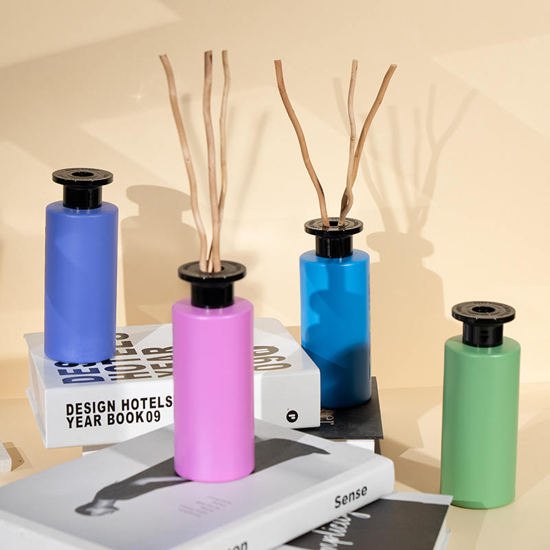 Runde Klarglasflasche mit hoher Flüchtigkeit und Holzstäbchen-Diffusor – Premium-Aromatherapie-Flasche